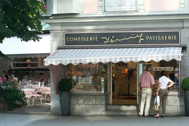 Café König - Baden-Baden, Schaufenster